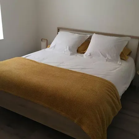 Le Jardin Des Capucins Apartment
